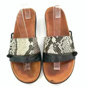 Gentle Souls by Kenneth Cole sandals 8.5 Golum black cream leather snakeskin